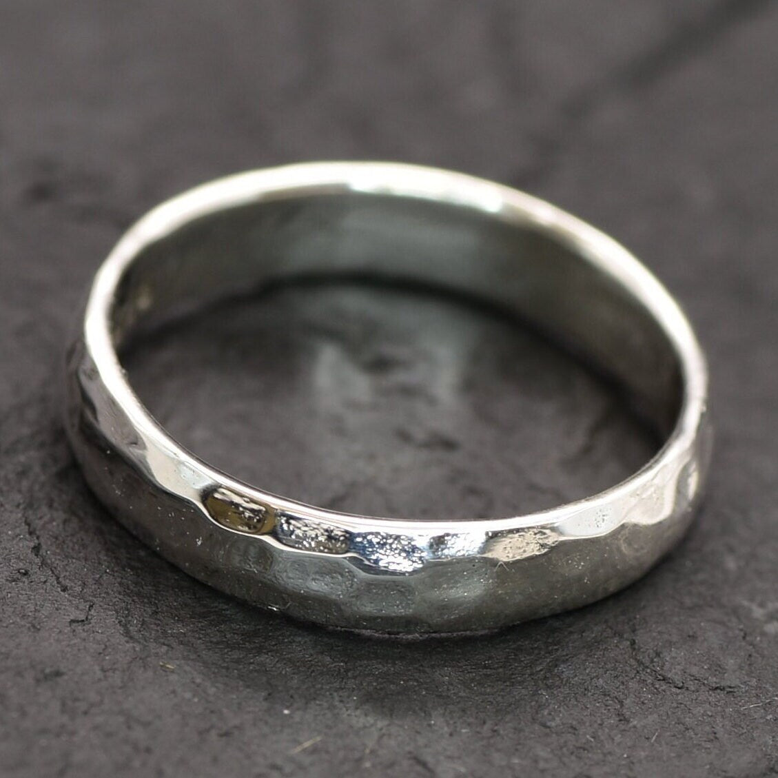 Hammered Silver Band, Hammered Wedding Ring, Sterling Silver Hammered Ring, Unisex Wedding Band, Everyday Ring, Handmade Hammered Ring